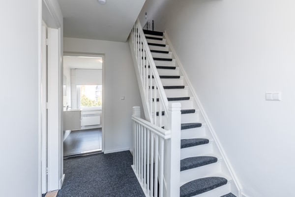 Foto - Te koop: Verrassend ruime geheel gemoderniseerde (2025-2026) halfvrijstaande woning uit 1936 nabij centrum Hoensbroek